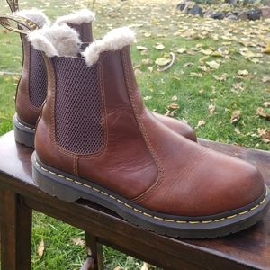 Dr. Martens Leonore Chelsea Boots Wmns 9
